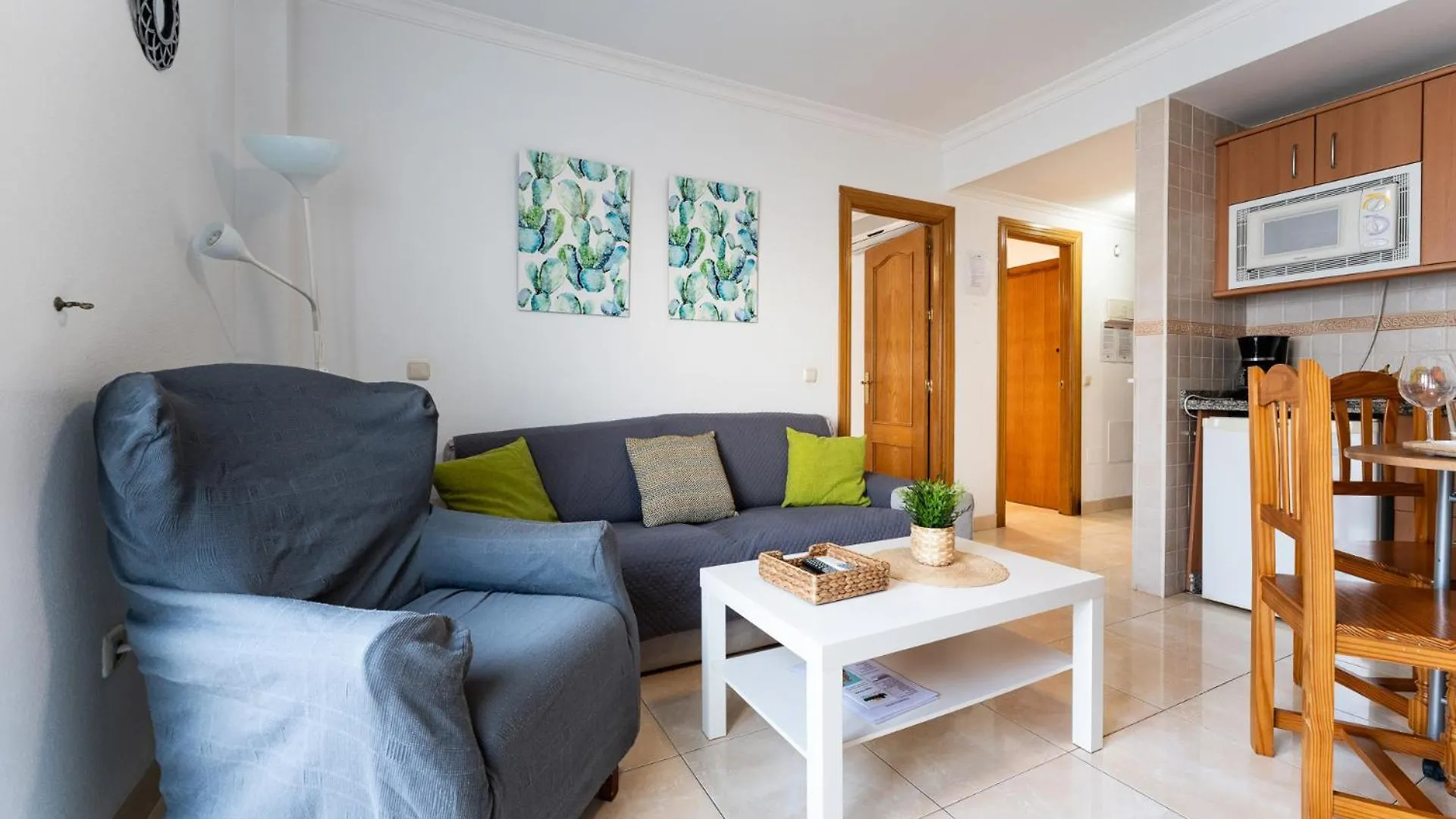 Malagasuite El Levante Apartments Торремолинос